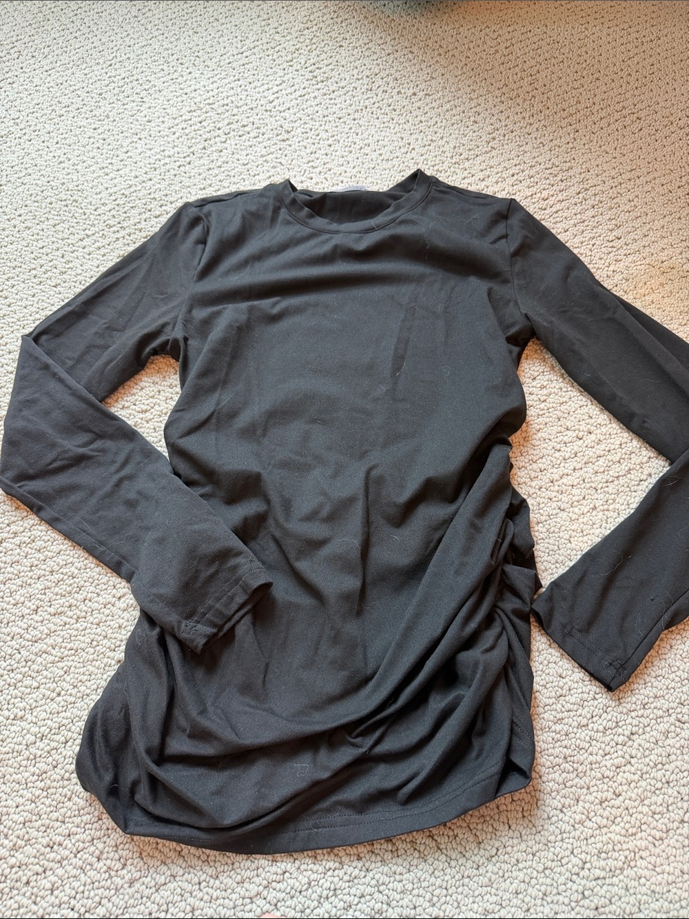 Women’s black long sleeve maternity top